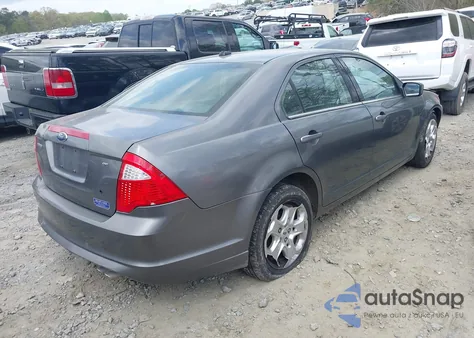 2010 Ford Fusion Se z USA, uszkodzony, nr VIN 3FAHP0HA4AR286213